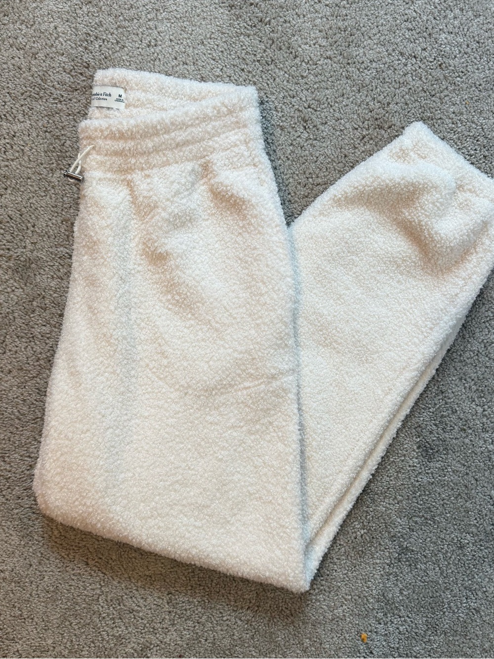 Abercrombie & Fitch soft AF Cream Sherpa Fleece Joggers Size M